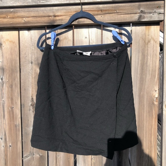 Black Jones New York A-line skirt, fully lined - Picture 4 of 4
